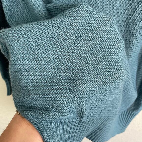 TCEC Dusty Blue Off the Shoulder Ruffle Sweater L - Picture 7 of 8